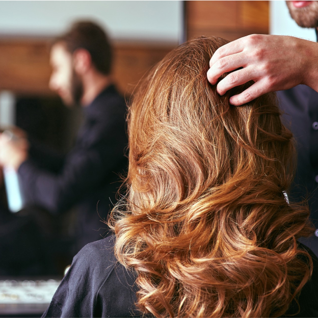 coupe de cheveux femmes à Sommières dans le Gard 30